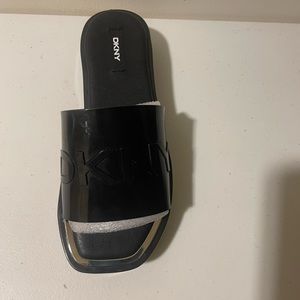 DKNY Women’s laren Platform slide sandals  Black size 7
